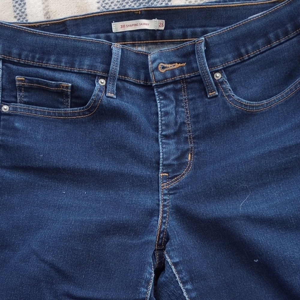 Levi's Women's Deep Blue Skinny Jeans